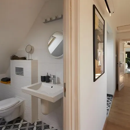D4 Apartments Doergicse Exterior photo