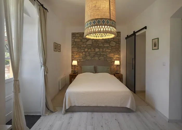 D4 Apartments Doergicse