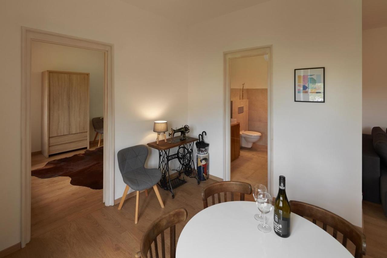 D4 Apartment